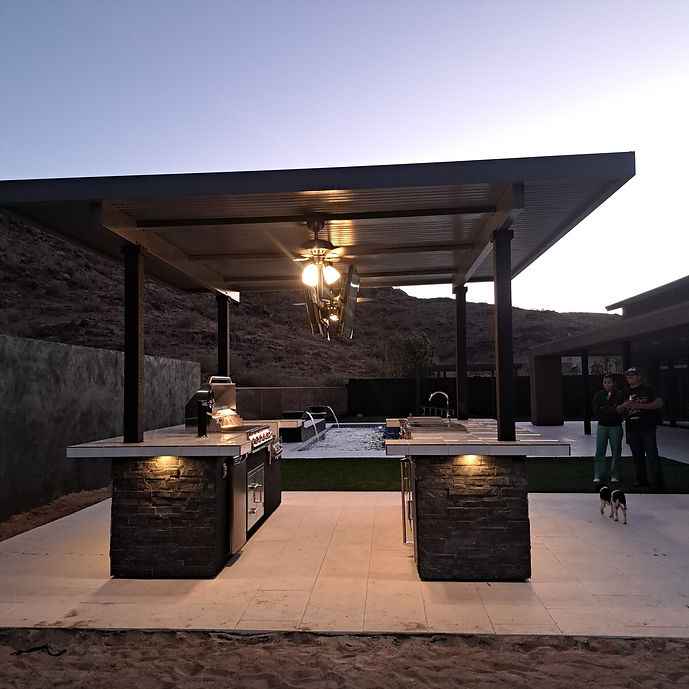 KoKoMo Big Island Sports Bar Outdoor Kitchen | Dual TVs, Built-In Grill & Bar | LP or NG | Made in USA