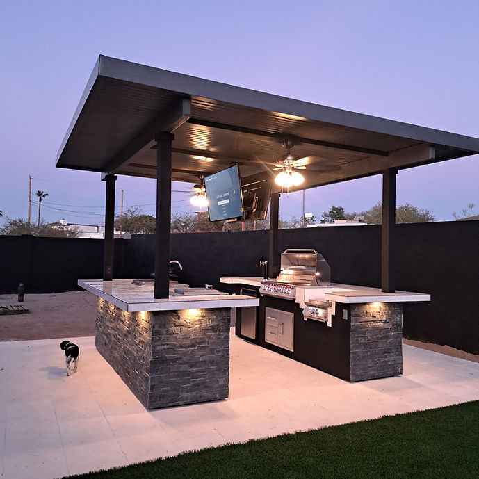 KoKoMo Big Island Sports Bar Outdoor Kitchen | Dual TVs, Built-In Grill & Bar | LP or NG | Made in USA