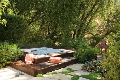 Colorado Hot Tub Spa | 5' x 7' Compact 4-Person Outdoor Spa | Value, Great & Extreme Series | 110V or 220V | Patio Elegance