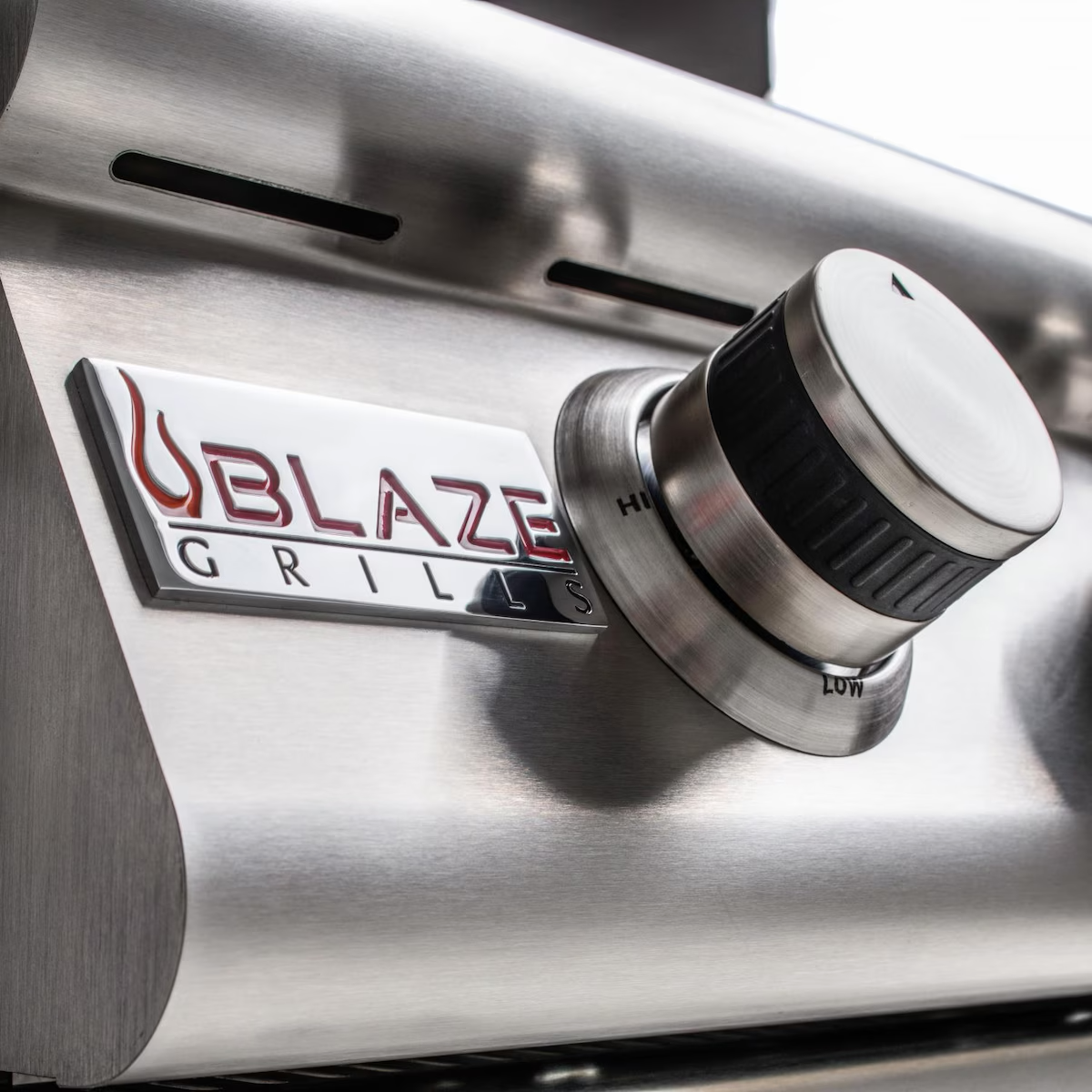 Blaze LBM 25" 3-Burner Built-In Natural Gas Grill (BLZ-3LBM-NG)